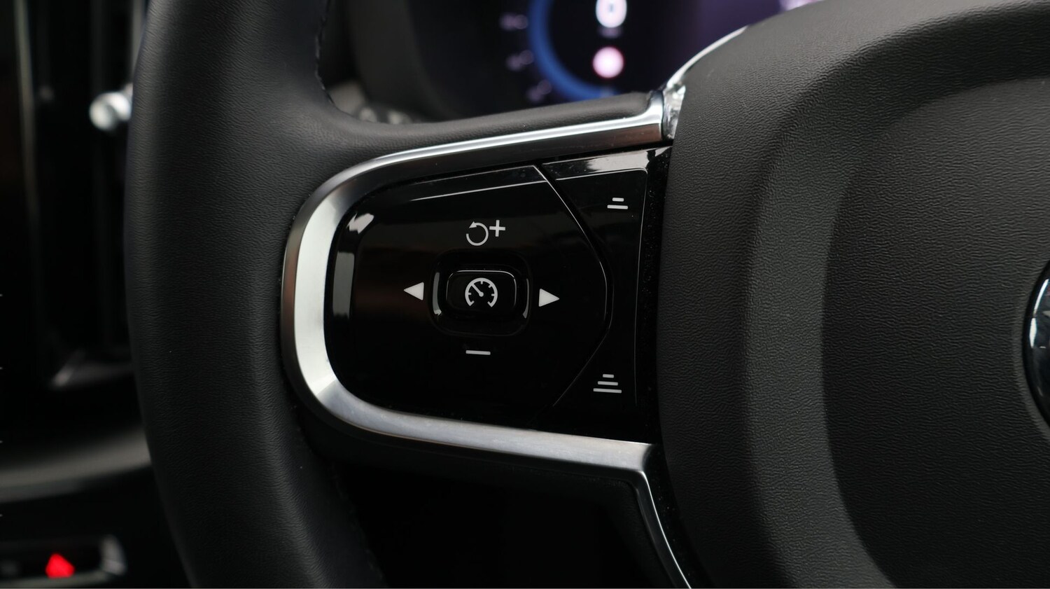 Used Volvo XC60 2023 for sale - 77427766: Photo 21