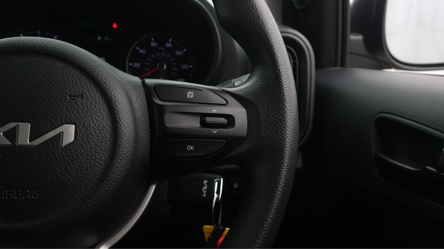 Used Kia Picanto 2023 for sale - 77650375: Photo 20