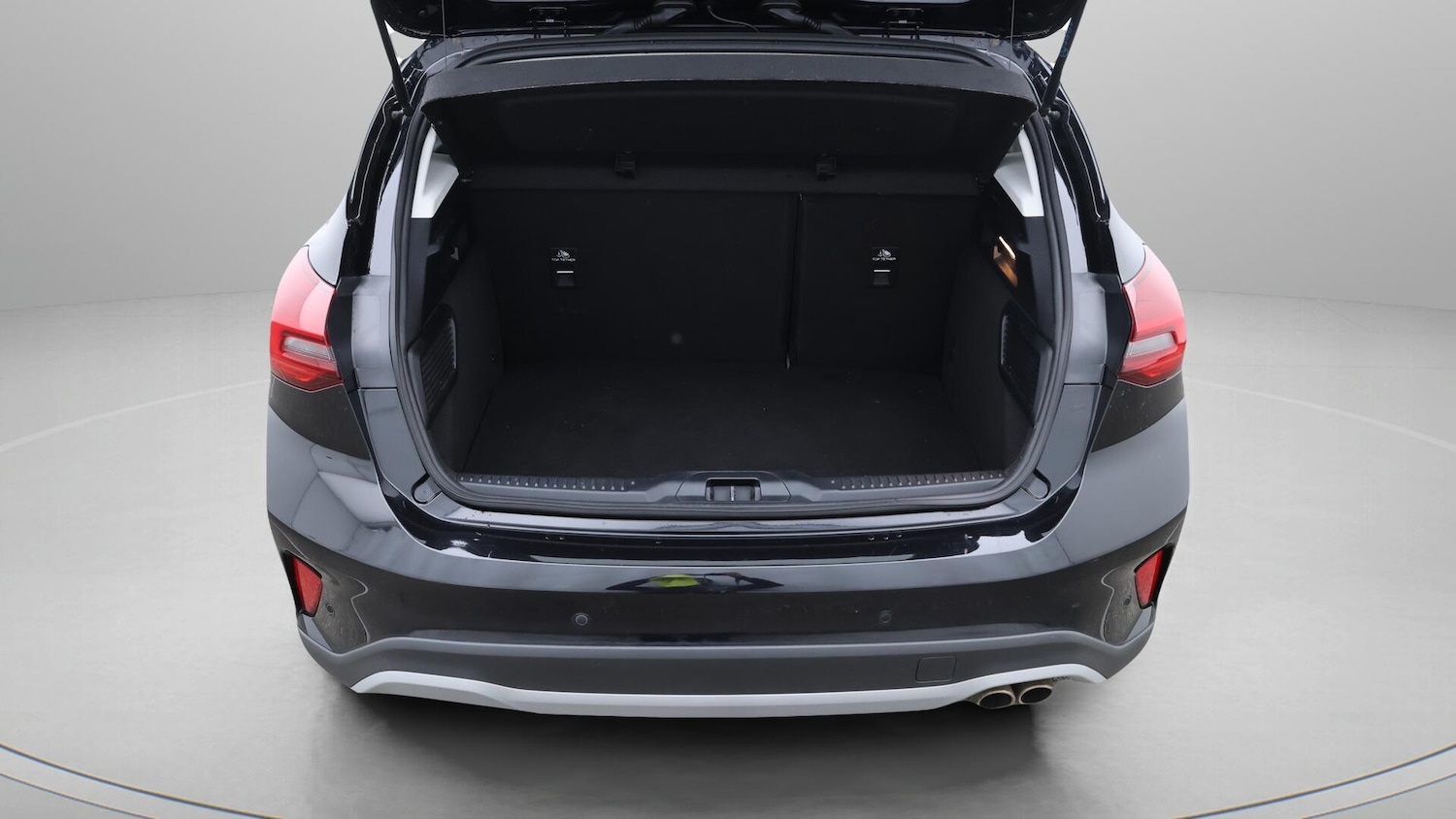 Used Ford Focus 2023 for sale - 76715002: Photo 18