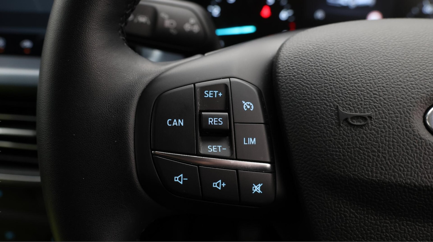 Used Ford Focus 2023 for sale - 76715002: Photo 24