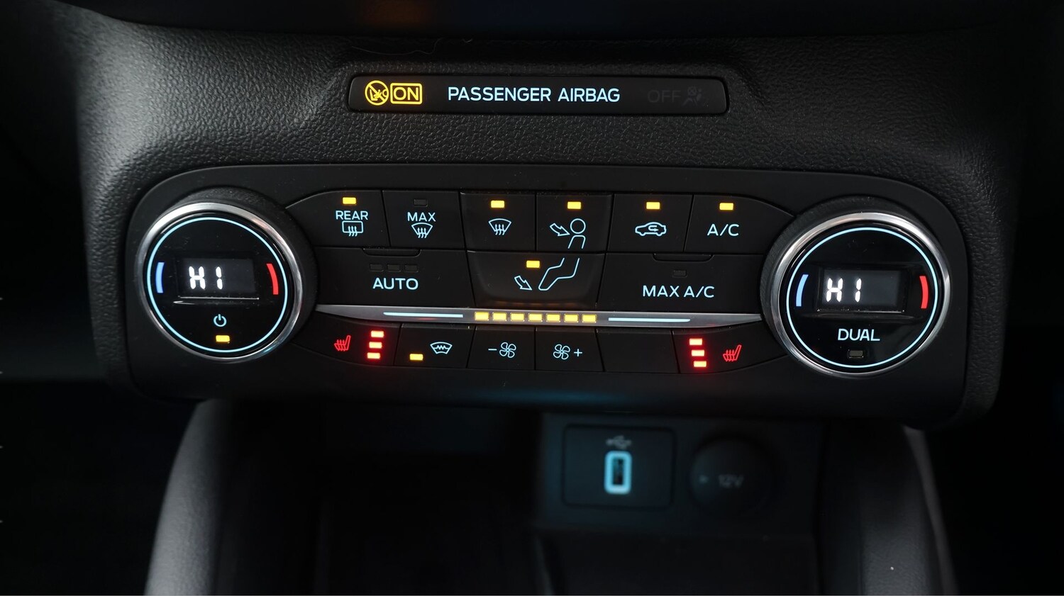 Used Ford Focus 2020 for sale - 77844726: Photo 12