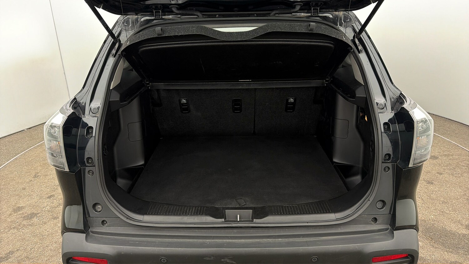 Used Suzuki SX4 S-Cross 2023 for sale - 78053398: Photo 16