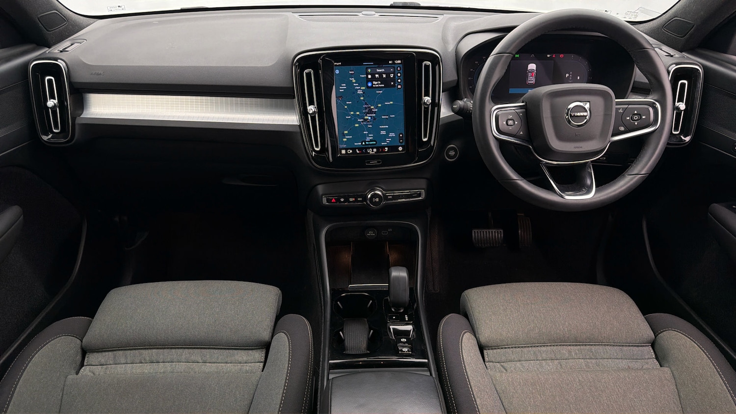 Used Volvo XC40 2023 for sale - 77938332: Photo 12