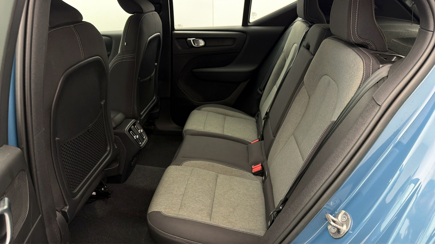 Used Volvo XC40 2023 for sale - 77938332: Photo 15