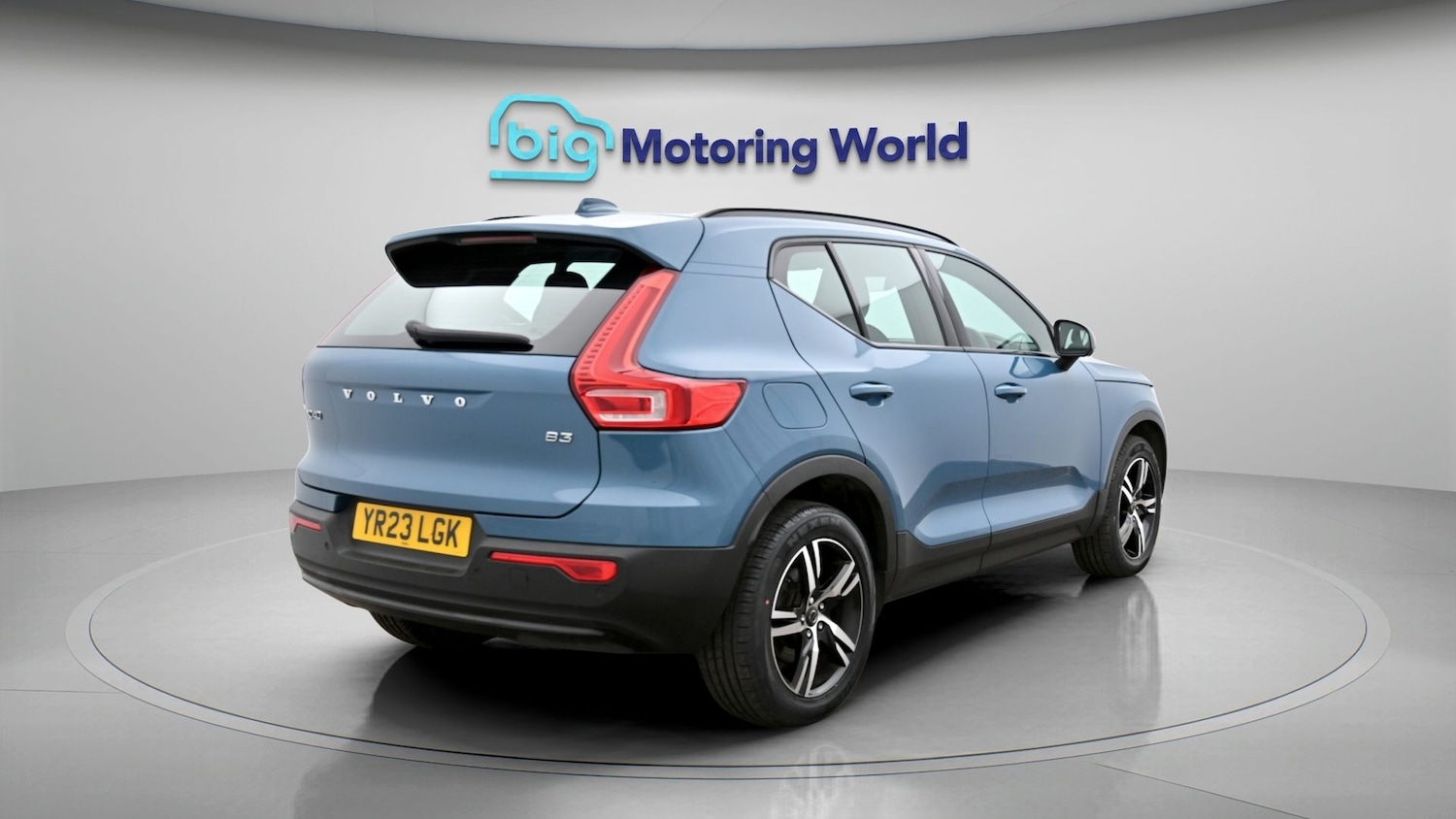 Used Volvo XC40 2023 for sale - 77938332: Photo 7