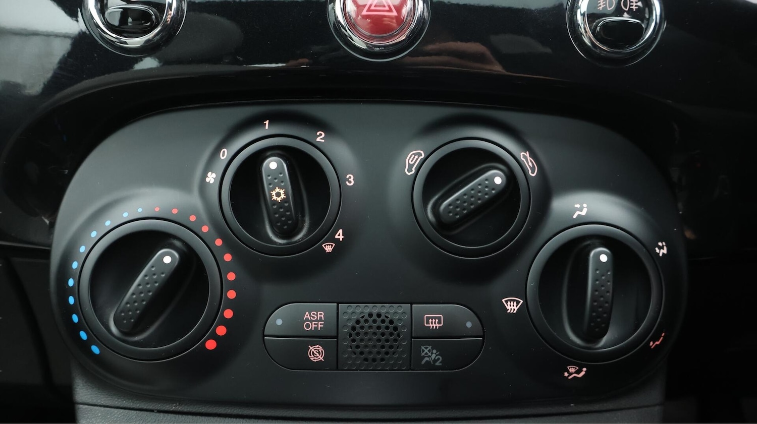 Used Fiat 500 2023 for sale - 76549427: Photo 13