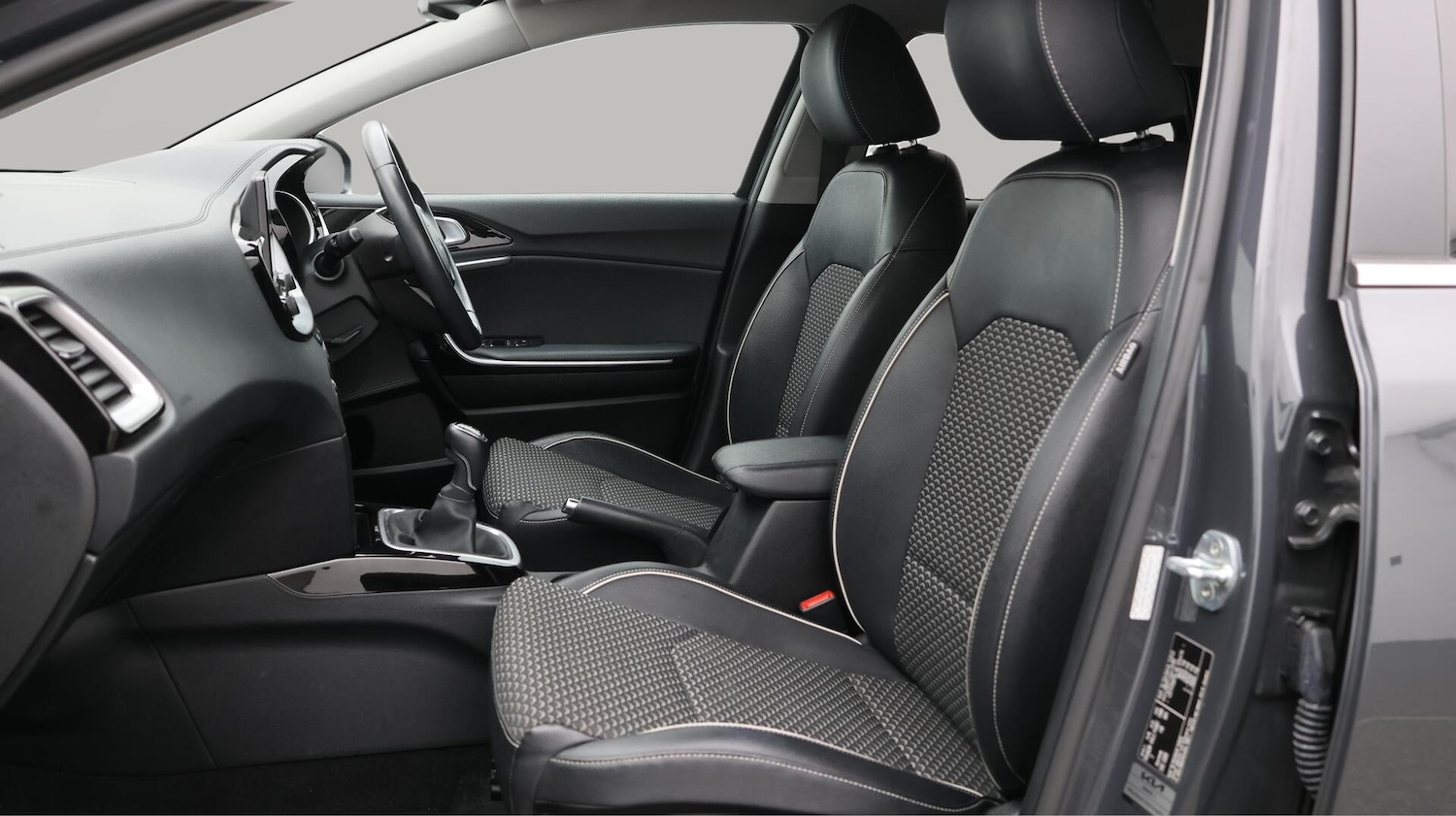 Used Kia Ceed 2022 for sale - 76700980: Photo 15