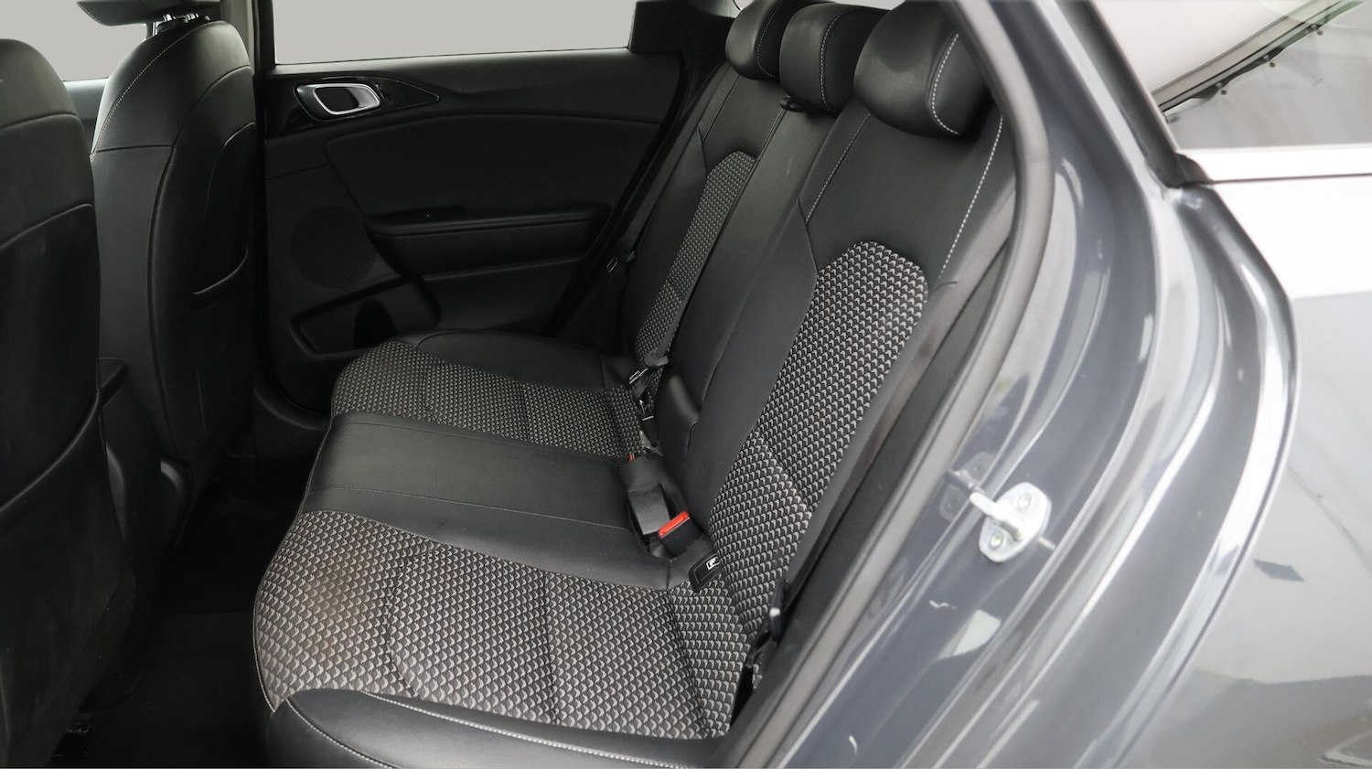 Used Kia Ceed 2022 for sale - 76700980: Photo 17