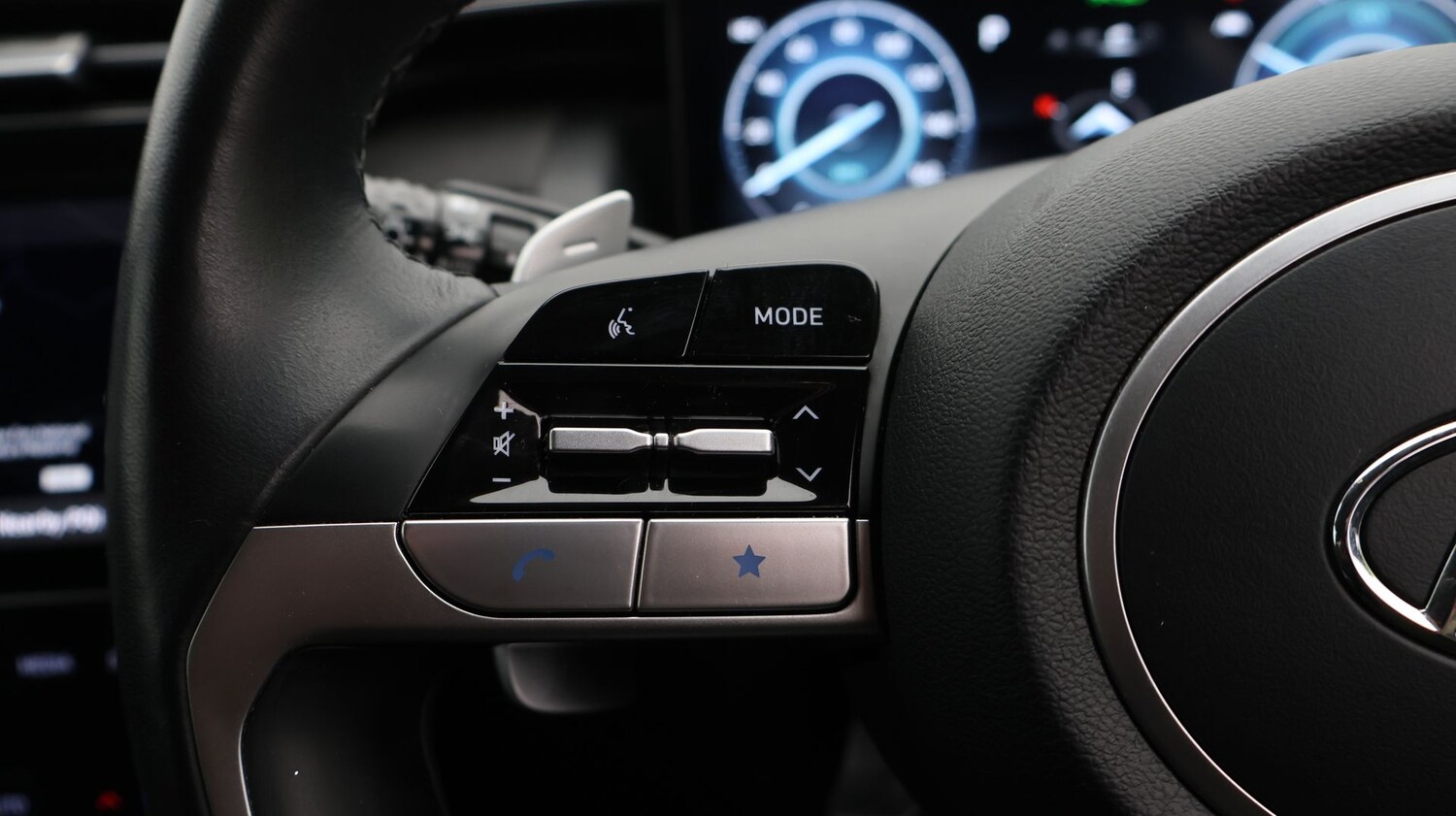 Used Hyundai TUCSON for sale - 77864652: Photo 24