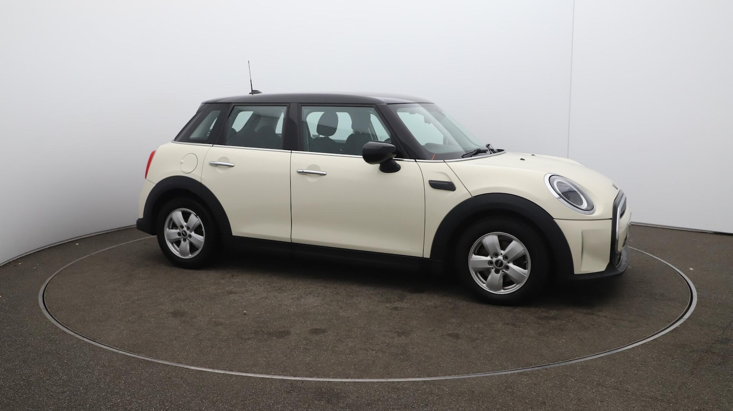 Used MINI Hatch 2021 for sale - 76151319: Photo 32
