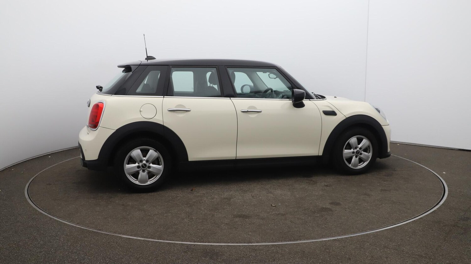 Used MINI Hatch 2021 for sale - 76151319: Photo 42