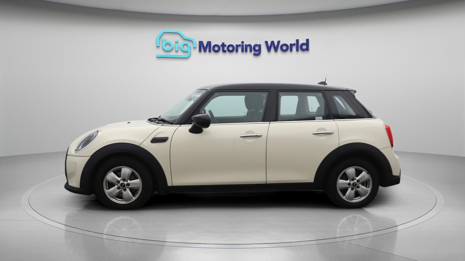 Used MINI Hatch 2021 for sale - 76151319: Photo 5