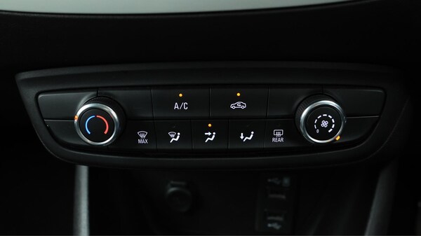 Used Vauxhall Crossland X 2020 for sale - 76215152: Photo 13