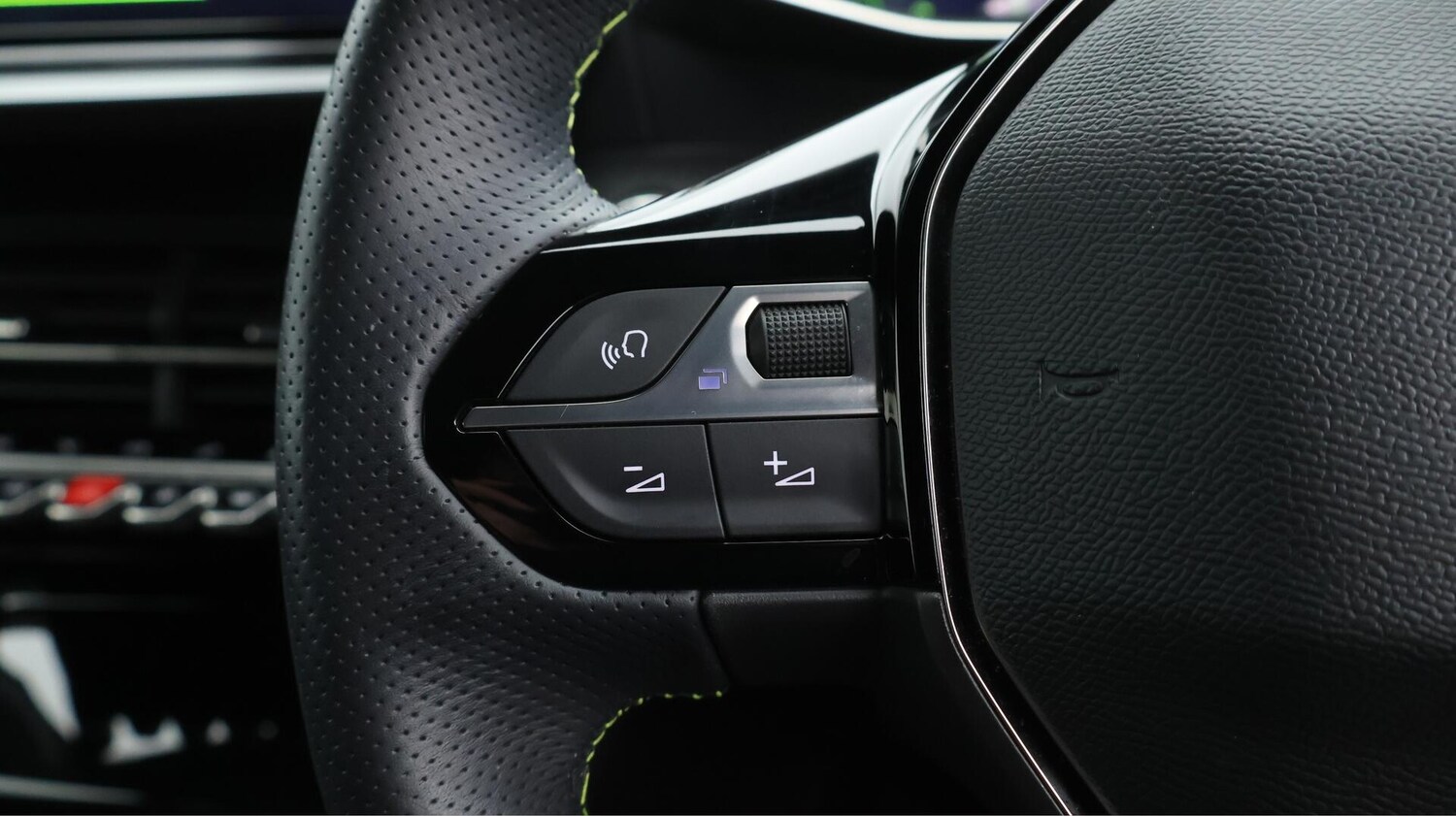 Used Peugeot 208 2023 for sale - 76083644: Photo 25