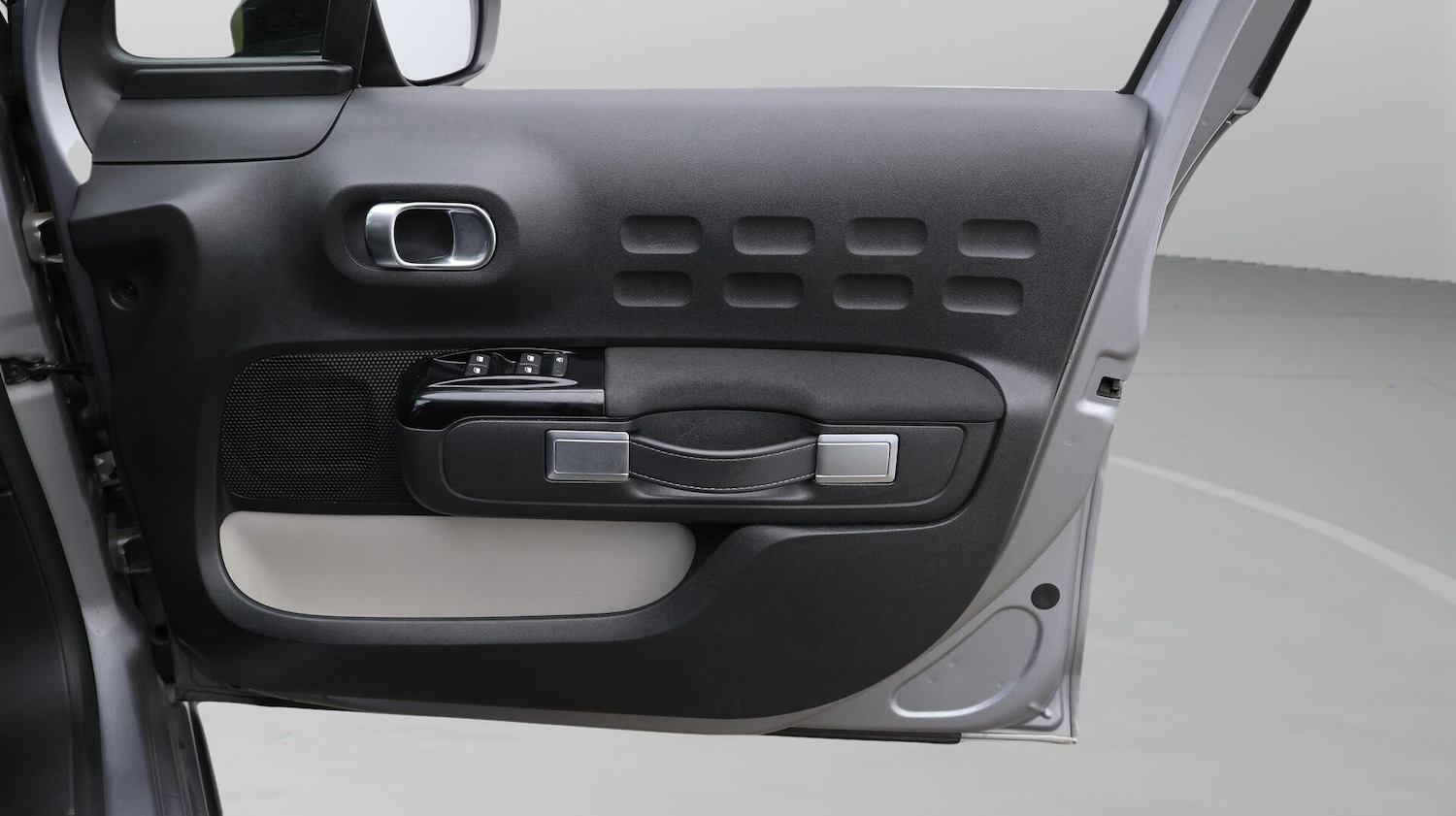 Used Citroen C3 2023 for sale - 76433320: Photo 16