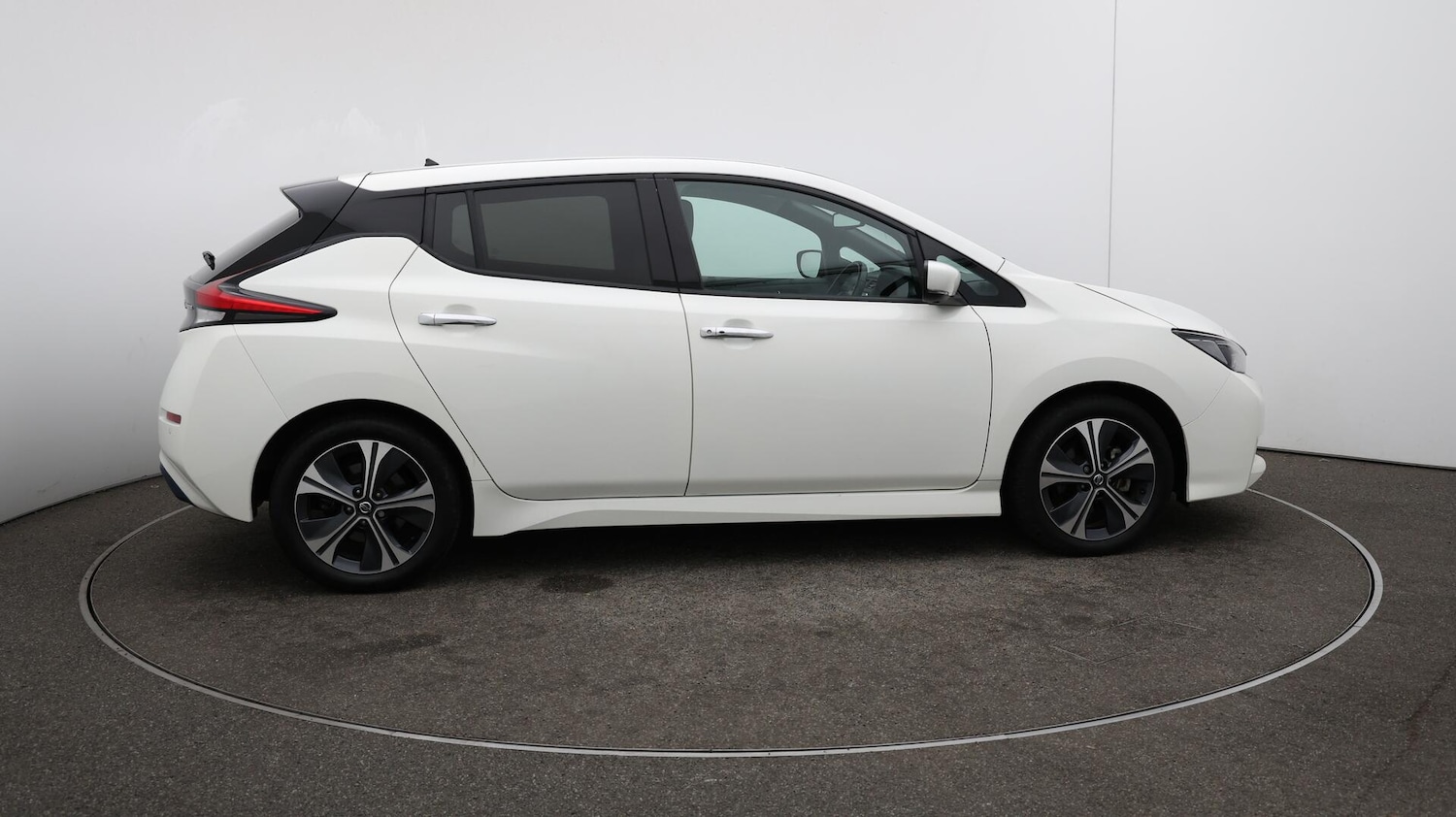 Used Nissan Leaf 2020 for sale - 76153084: Photo 50