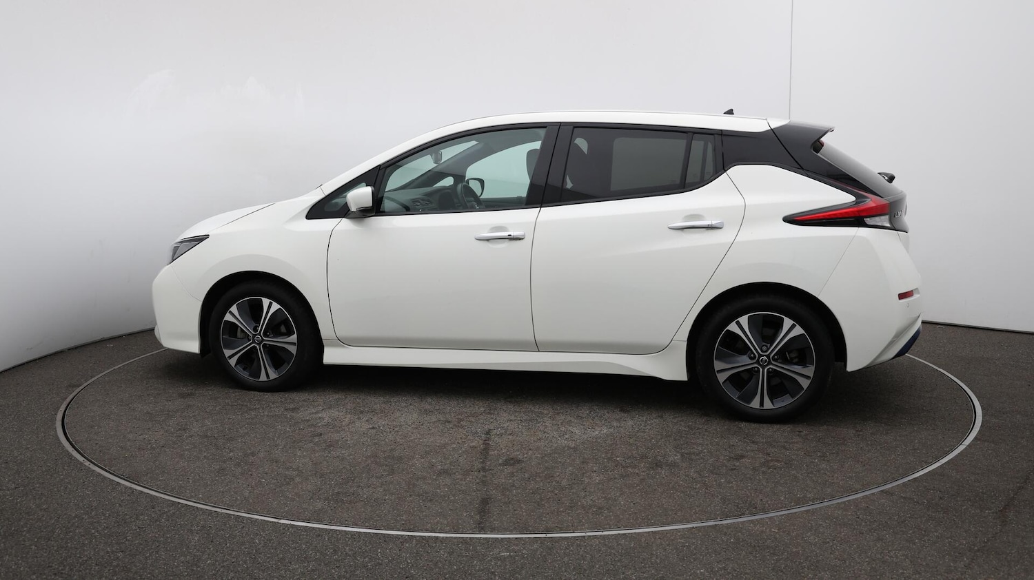 Used Nissan Leaf 2020 for sale - 76153084: Photo 58