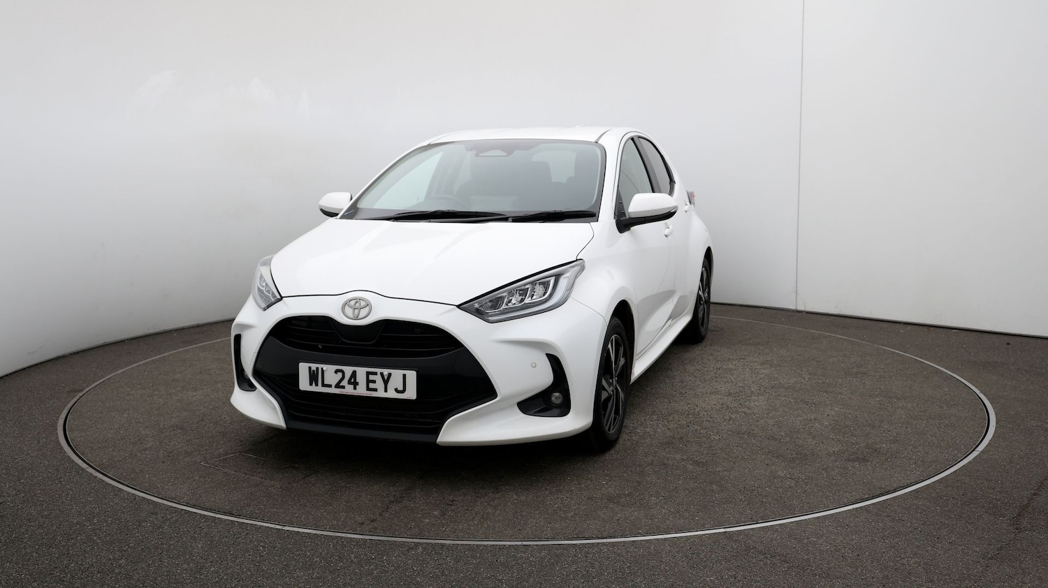 Used Toyota Yaris 2024 for sale - 76809475: Photo 30