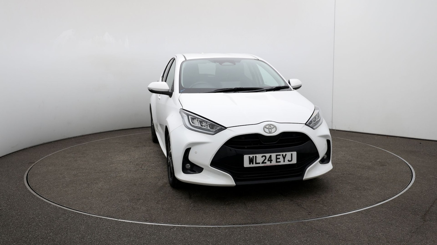 Used Toyota Yaris 2024 for sale - 76809475: Photo 33