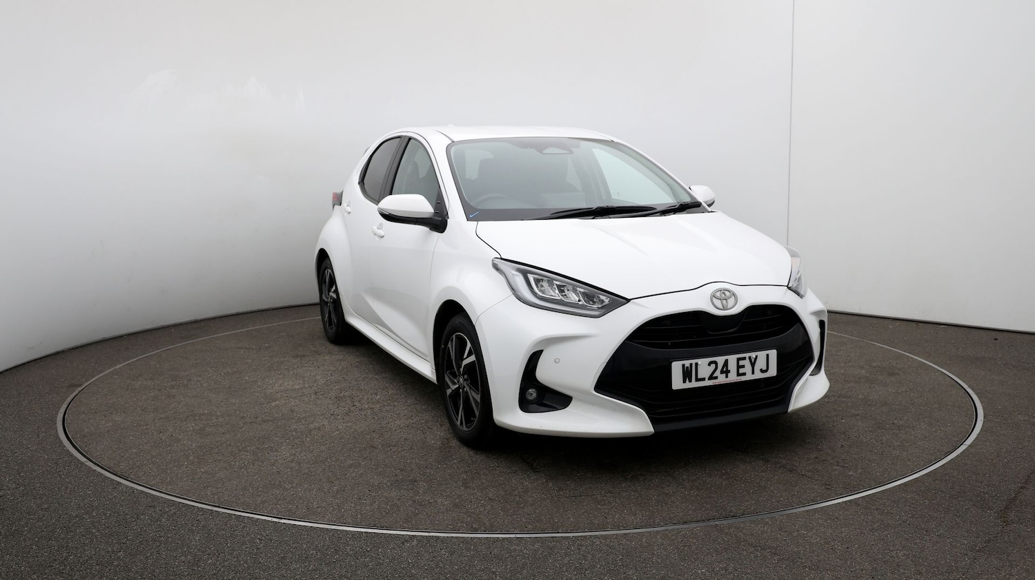 Used Toyota Yaris 2024 for sale - 76809475: Photo 34