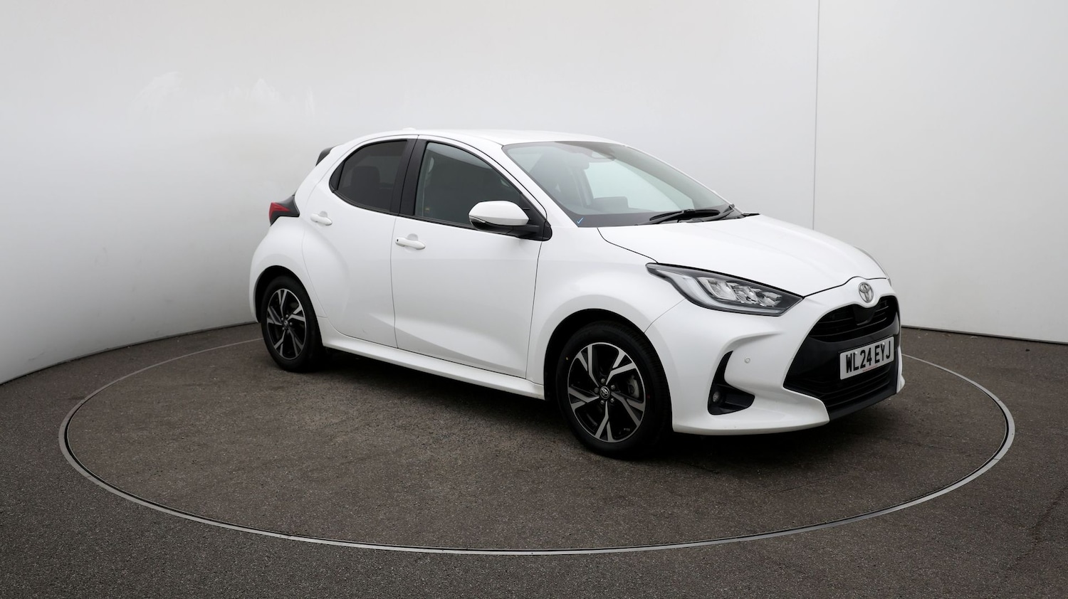 Used Toyota Yaris 2024 for sale - 76809475: Photo 36