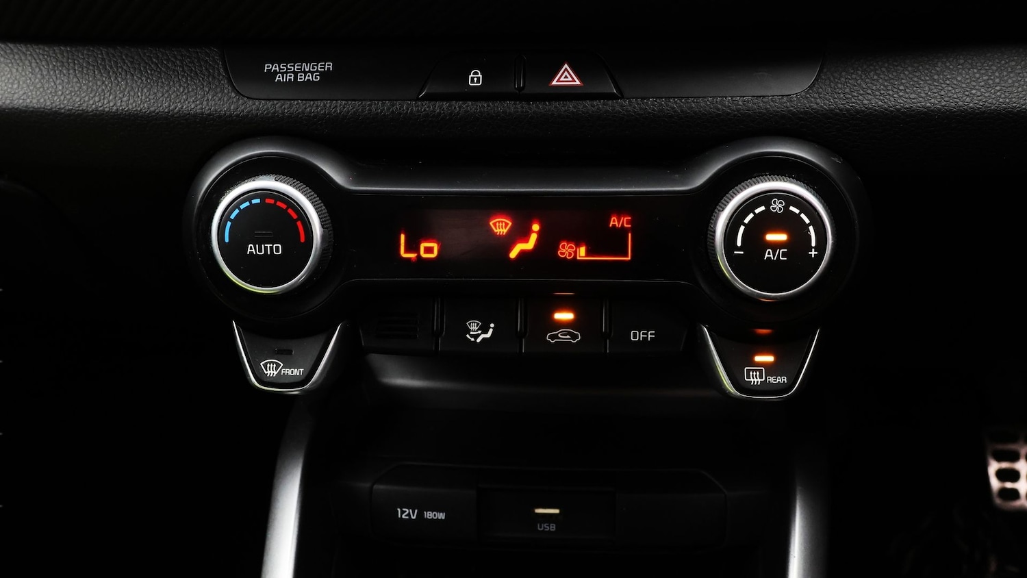 Used Kia Stonic 2022 for sale - 77581894: Photo 12