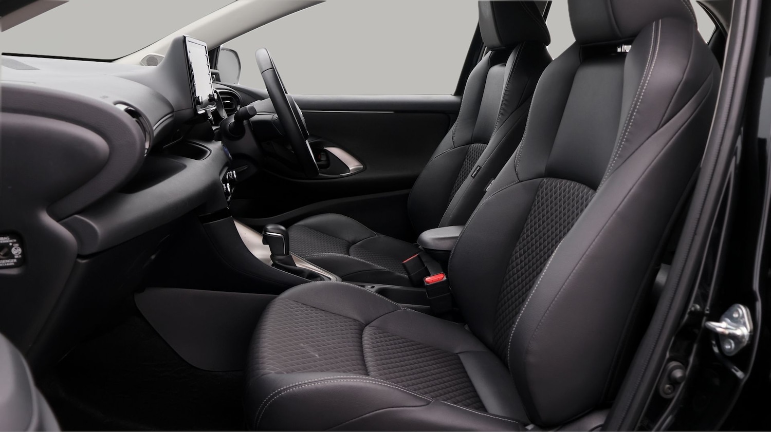 Used Mazda Mazda2 HYBRID 2022 for sale - 77234067: Photo 14