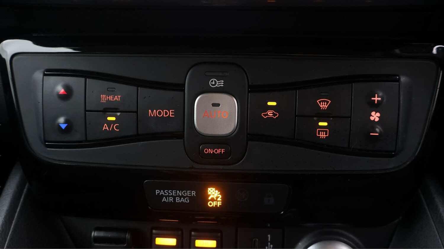 Used Nissan Leaf 2022 for sale - 77775354: Photo 12