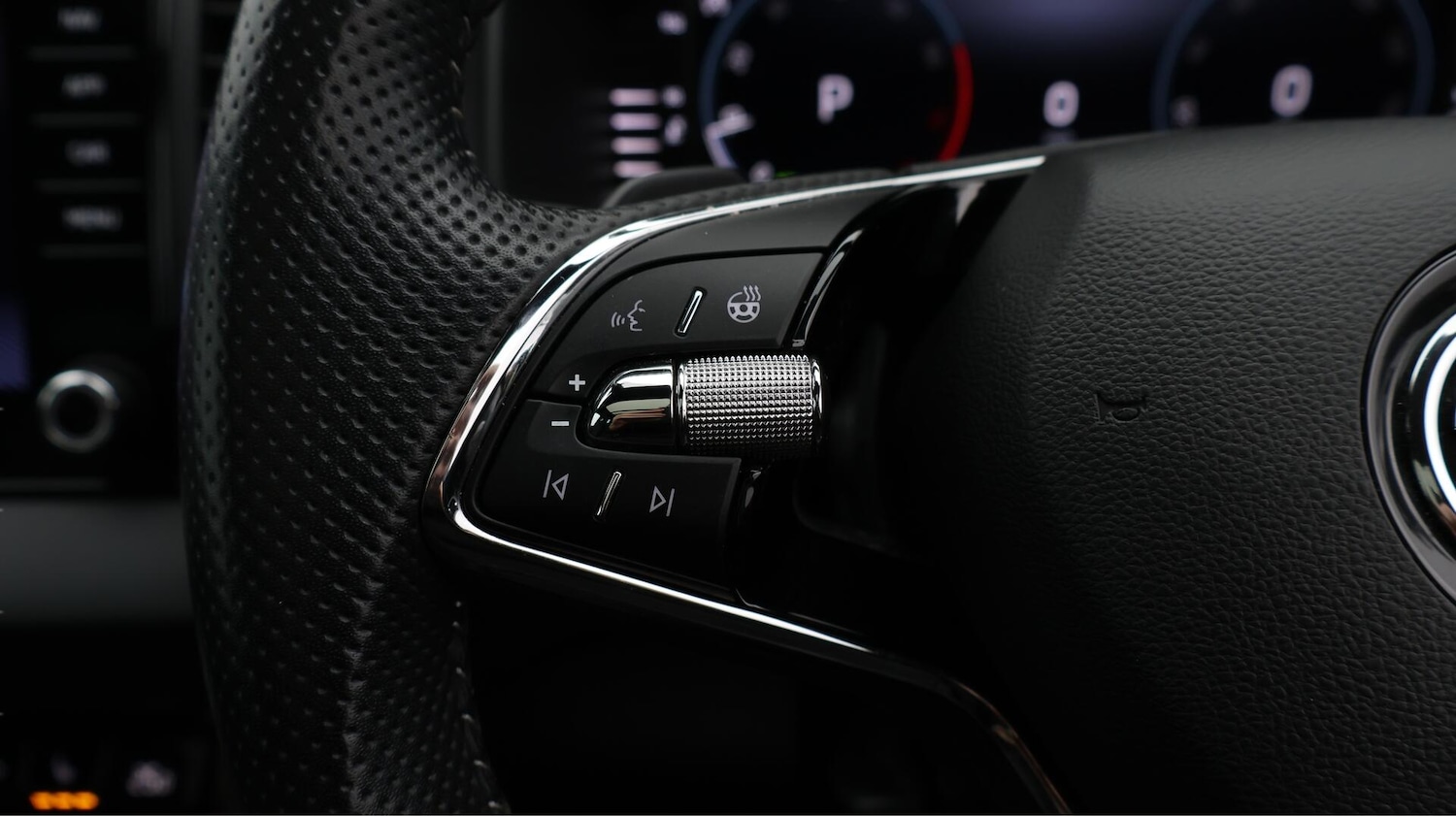 Used Skoda Karoq 2022 for sale - 76632866: Photo 28