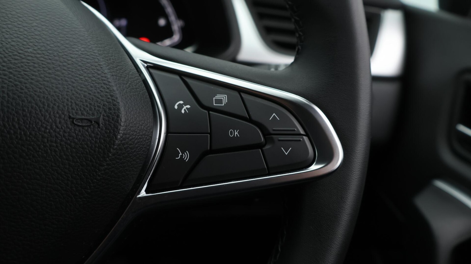 Used Renault Captur 2024 for sale - 76109004: Photo 24