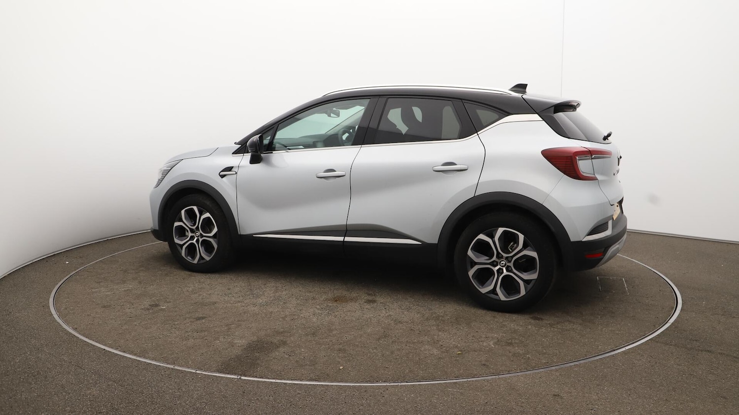 Used Renault Captur 2024 for sale - 76109004: Photo 47