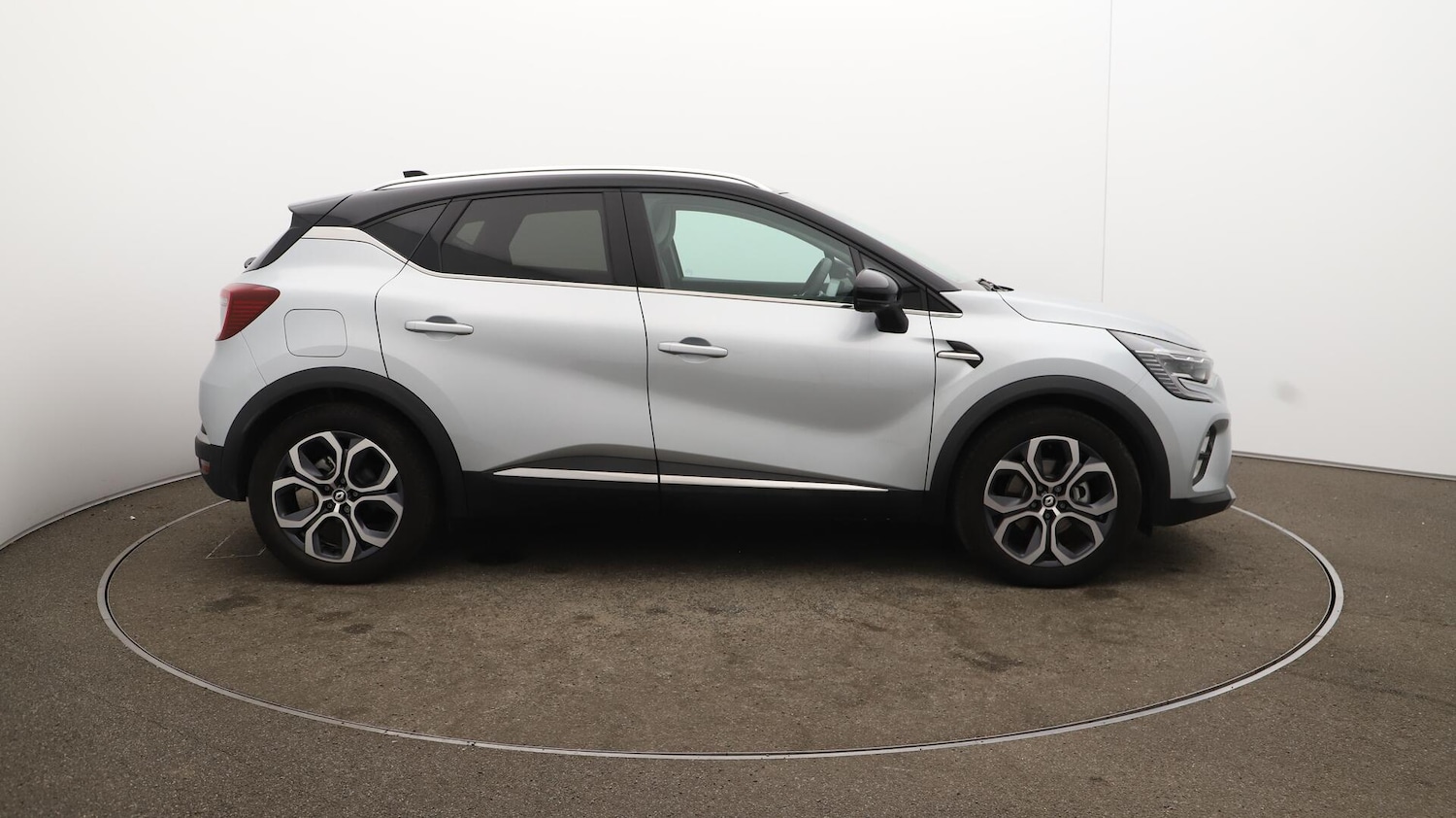 Used Renault Captur 2024 for sale - 76109004: Photo 49