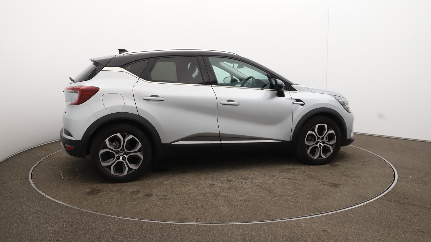 Used Renault Captur 2024 for sale - 76109004: Photo 51