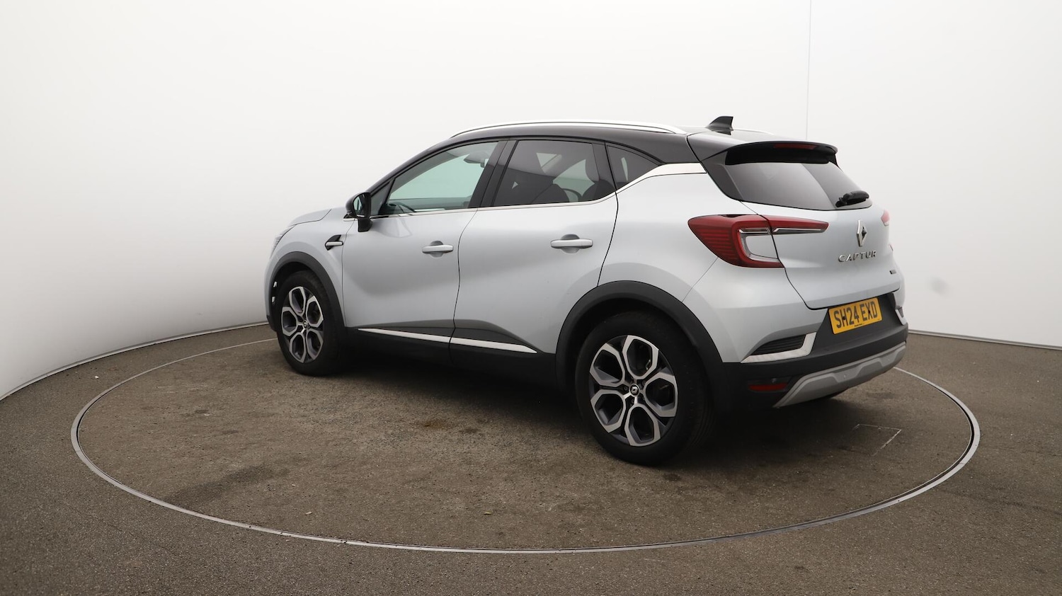 Used Renault Captur 2024 for sale - 76109004: Photo 63