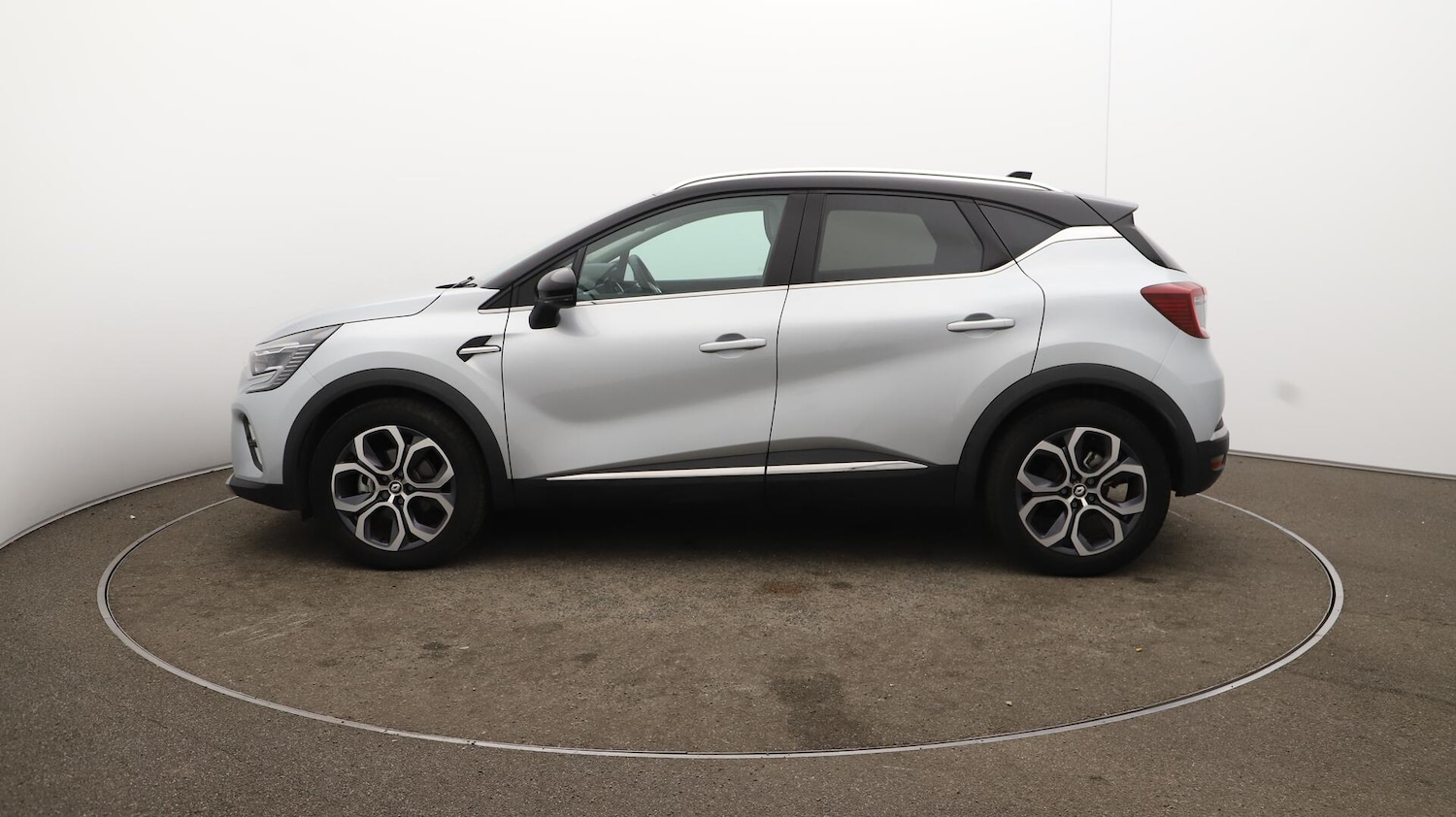 Used Renault Captur 2024 for sale - 76109004: Photo 64