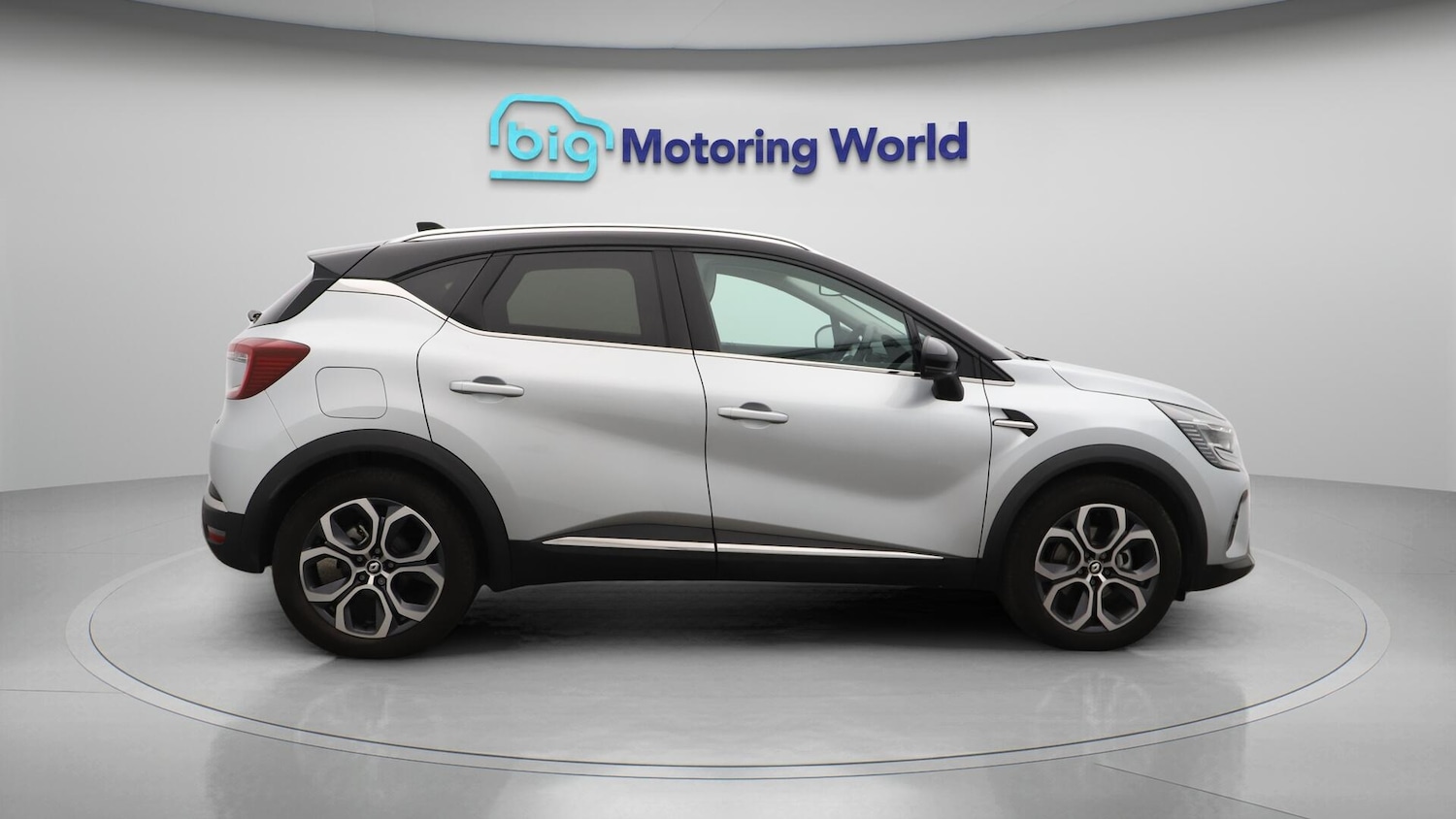 Used Renault Captur 2024 for sale - 76109004: Photo 8