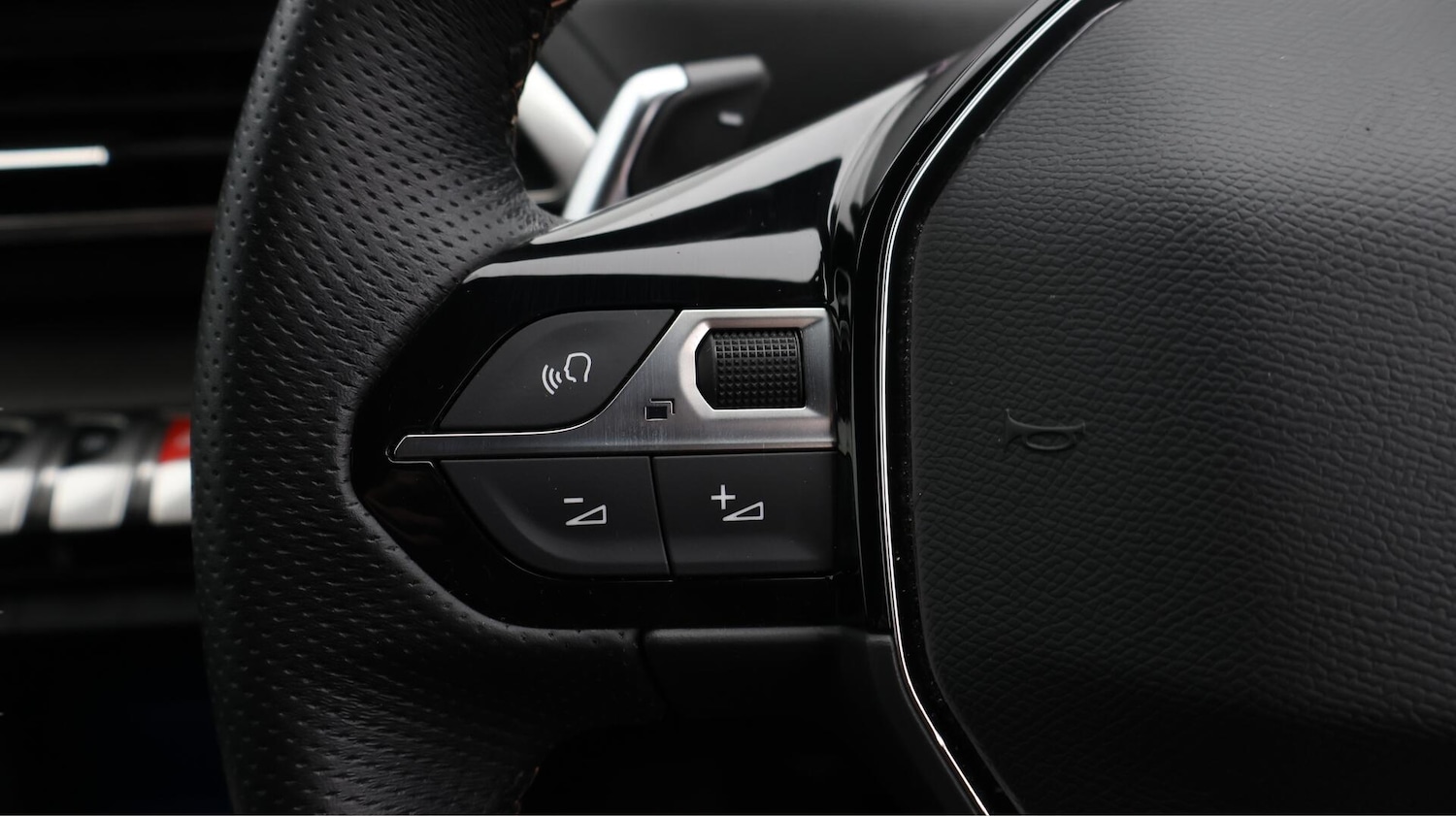 Used Peugeot 3008 2022 for sale - 76780618: Photo 25