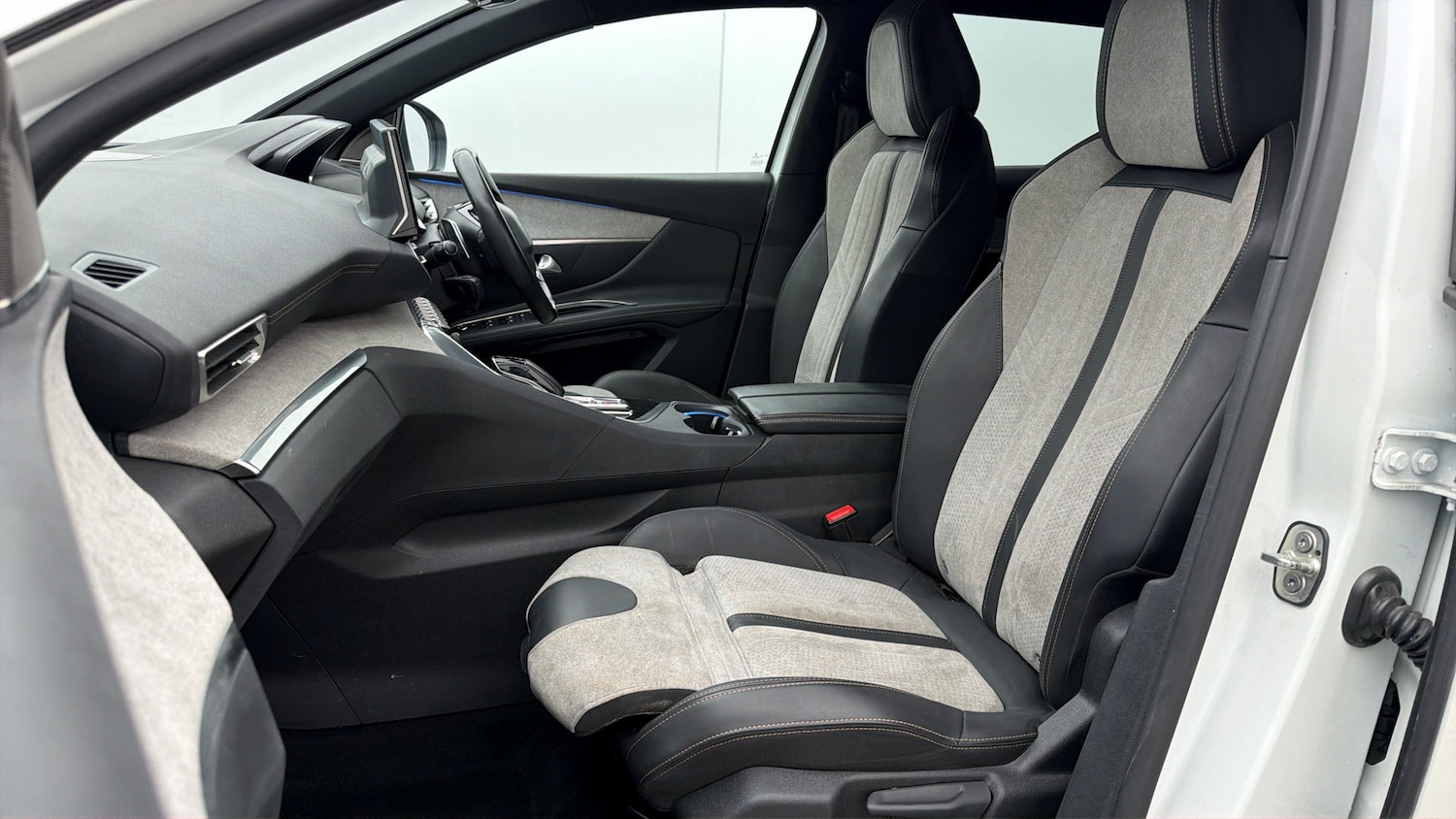 Used Peugeot 3008 2021 for sale - 78027310: Photo 13