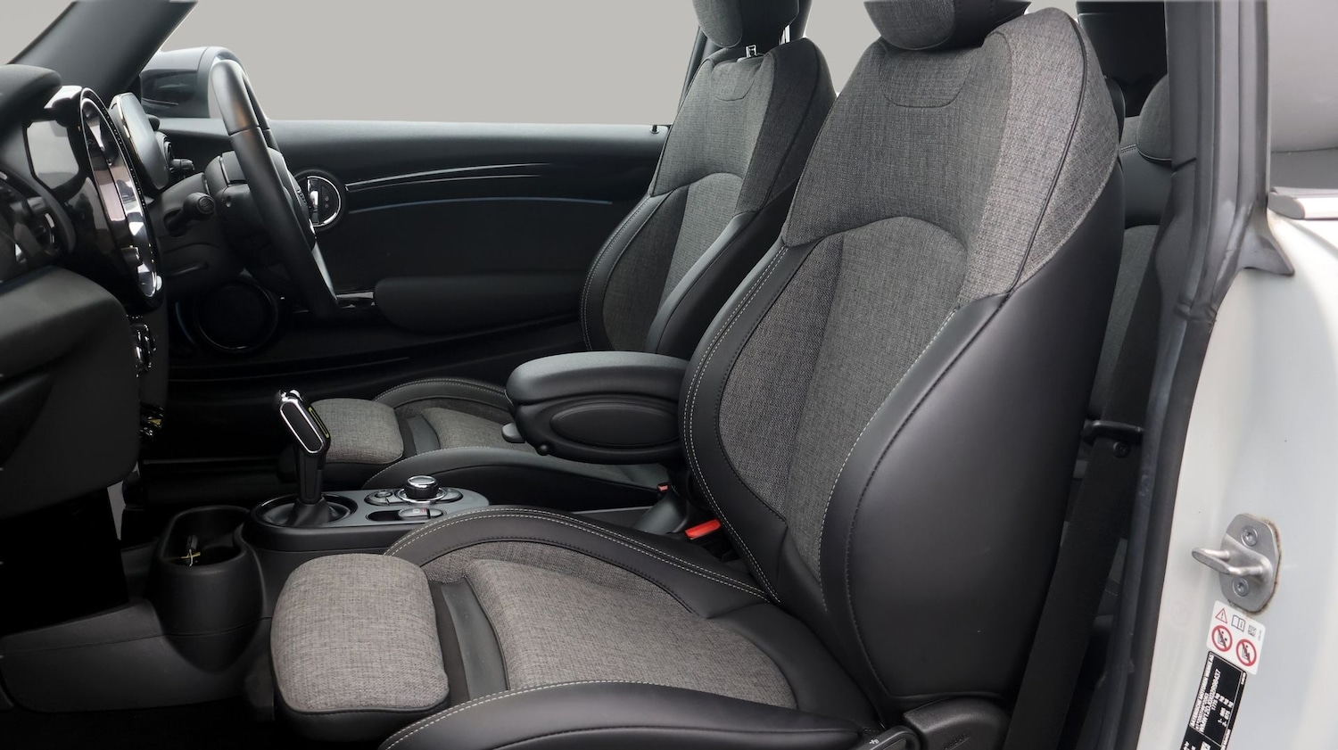 Used MINI Hatch 2022 for sale - 77427549: Photo 14