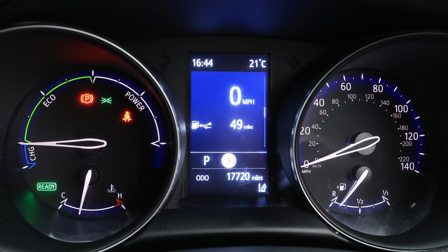 Used Toyota C-HR for sale - 76728459: Photo 11