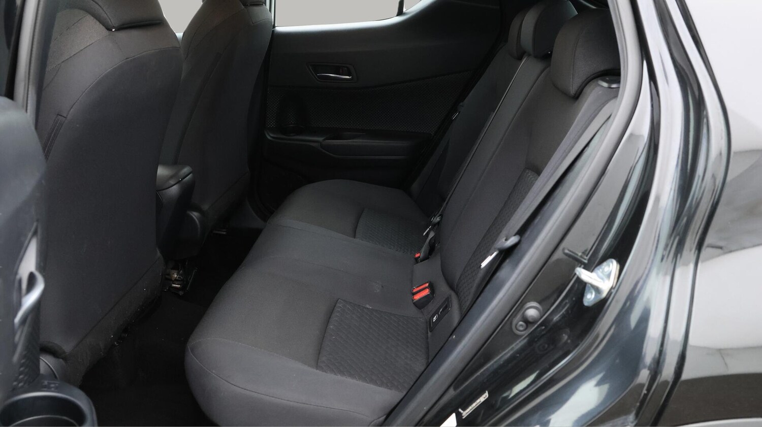 Used Toyota C-HR for sale - 76728459: Photo 17