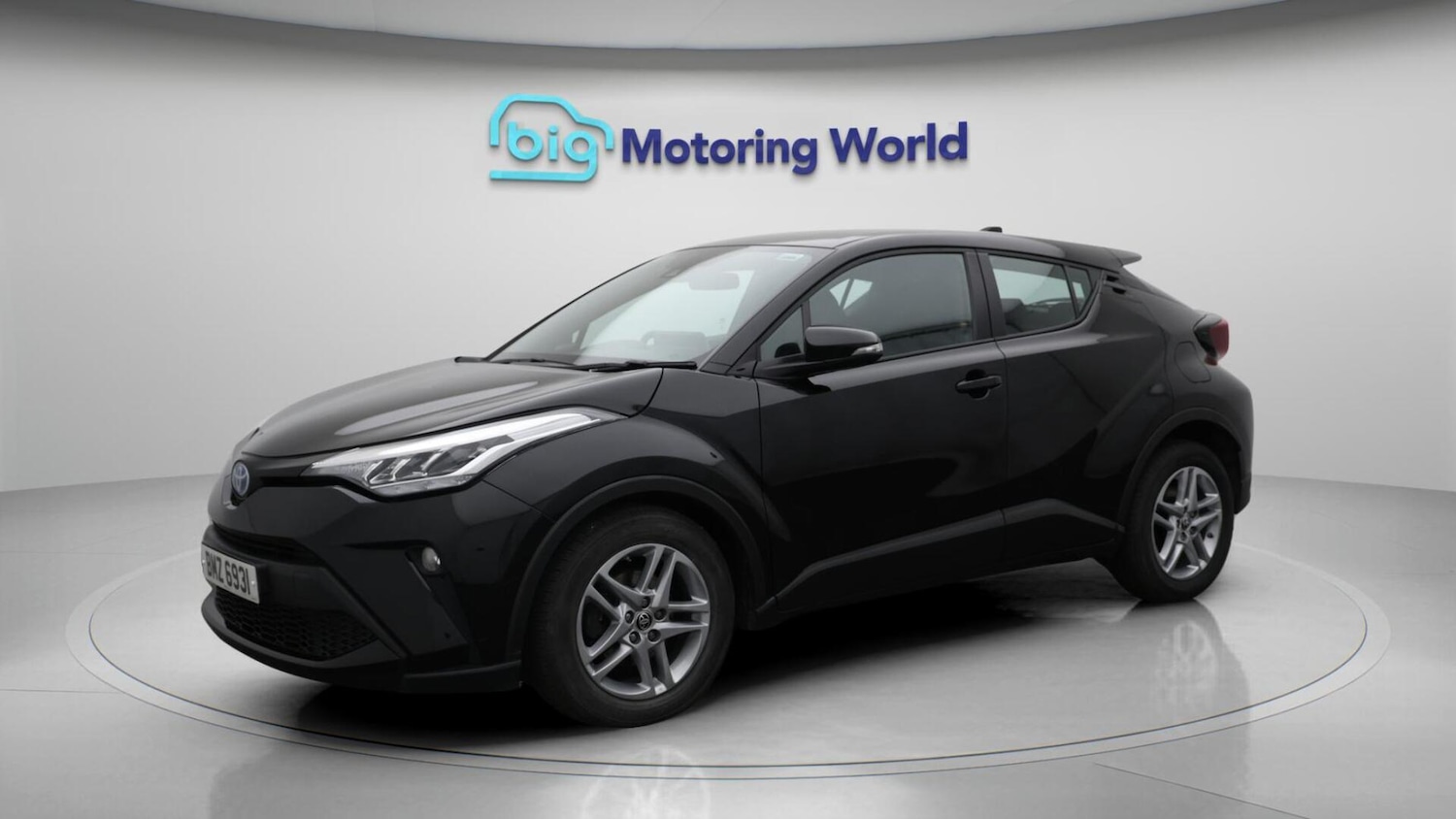 Used Toyota C-HR for sale - 76728459: Photo 4