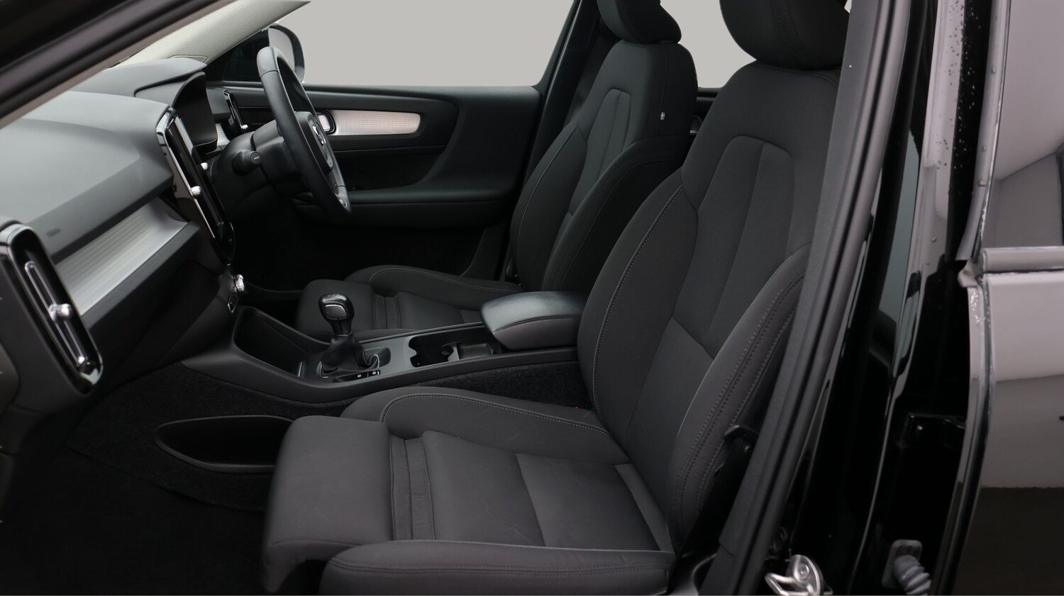 Used Volvo XC40 2022 for sale - 77248061: Photo 14