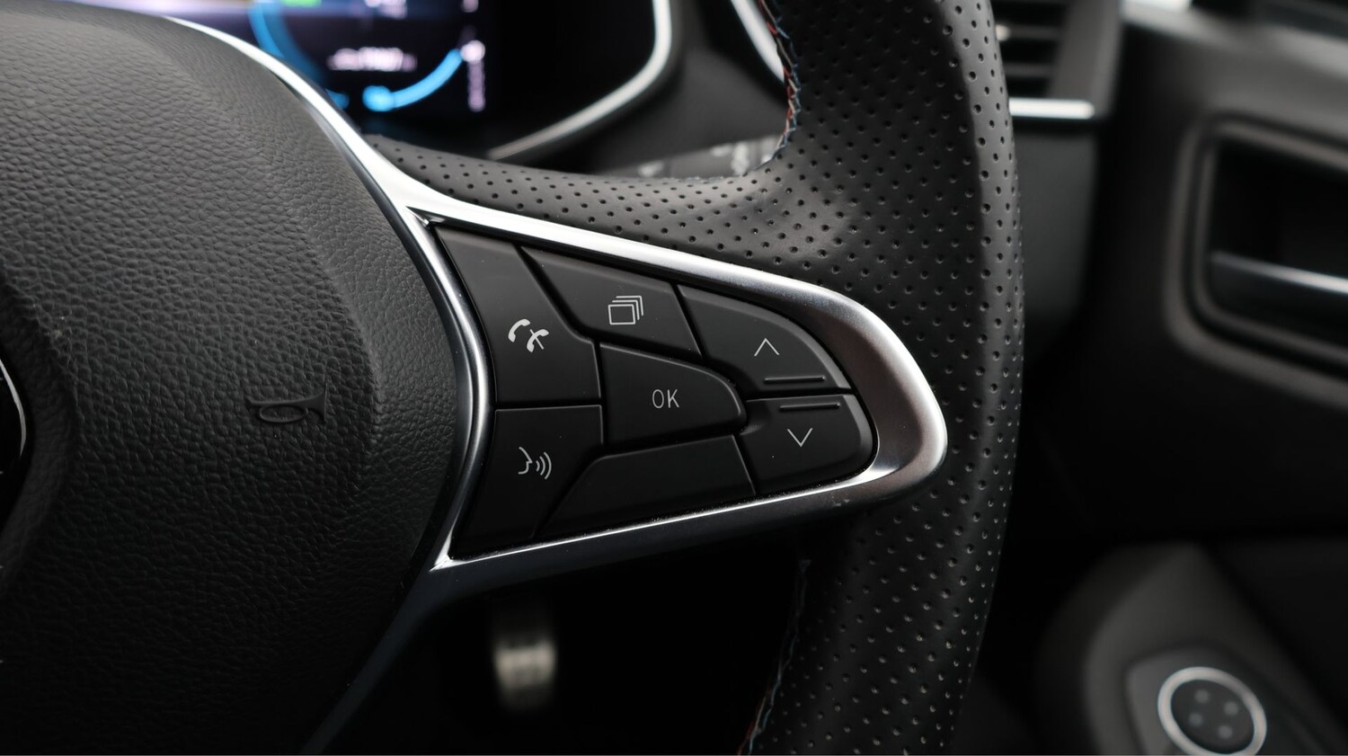 Used Renault Clio 2024 for sale - 77327575: Photo 23