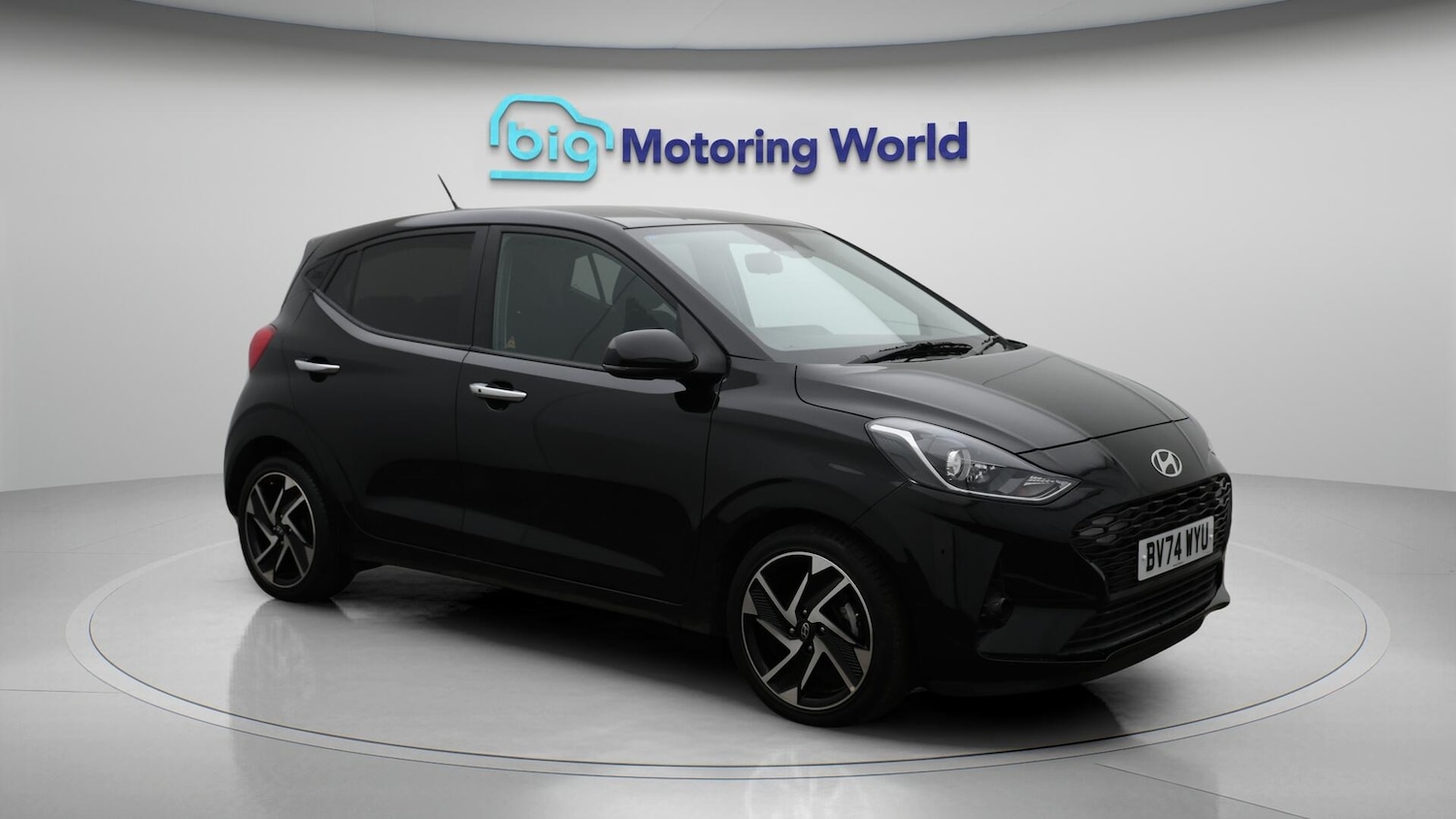 Used Hyundai i10 2024 for sale - 76349395: Photo 2