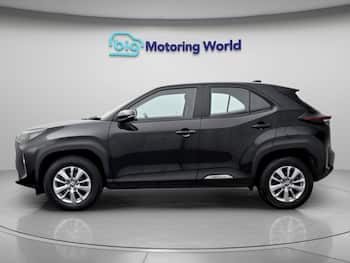 Used Toyota Yaris Cross 2024 for sale - 79582141: Photo