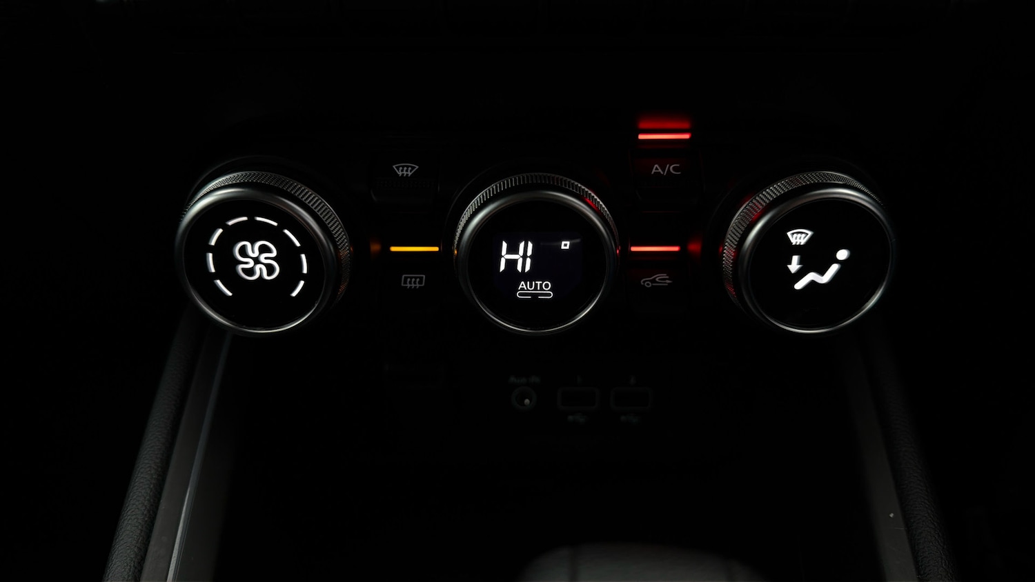 Used Renault Clio 2023 for sale - 78077499: Photo 11