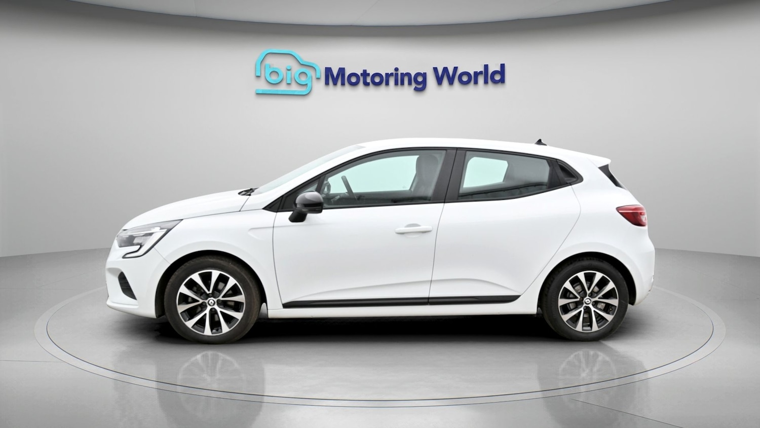 Used Renault Clio 2023 for sale - 78077499: Photo 4