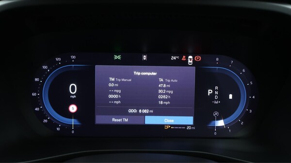 Used Volvo XC40 2024 for sale - 75729246: Photo 11