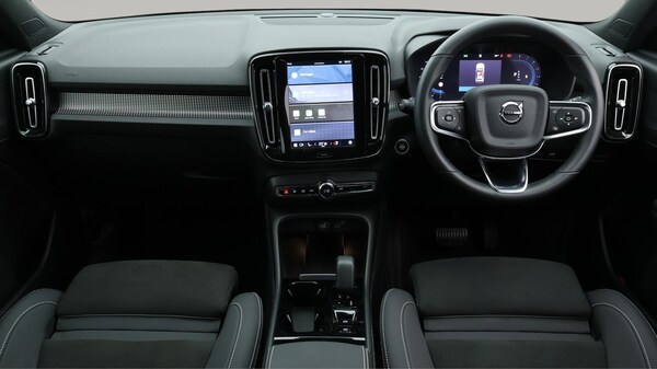 Used Volvo XC40 2024 for sale - 75729246: Photo 14